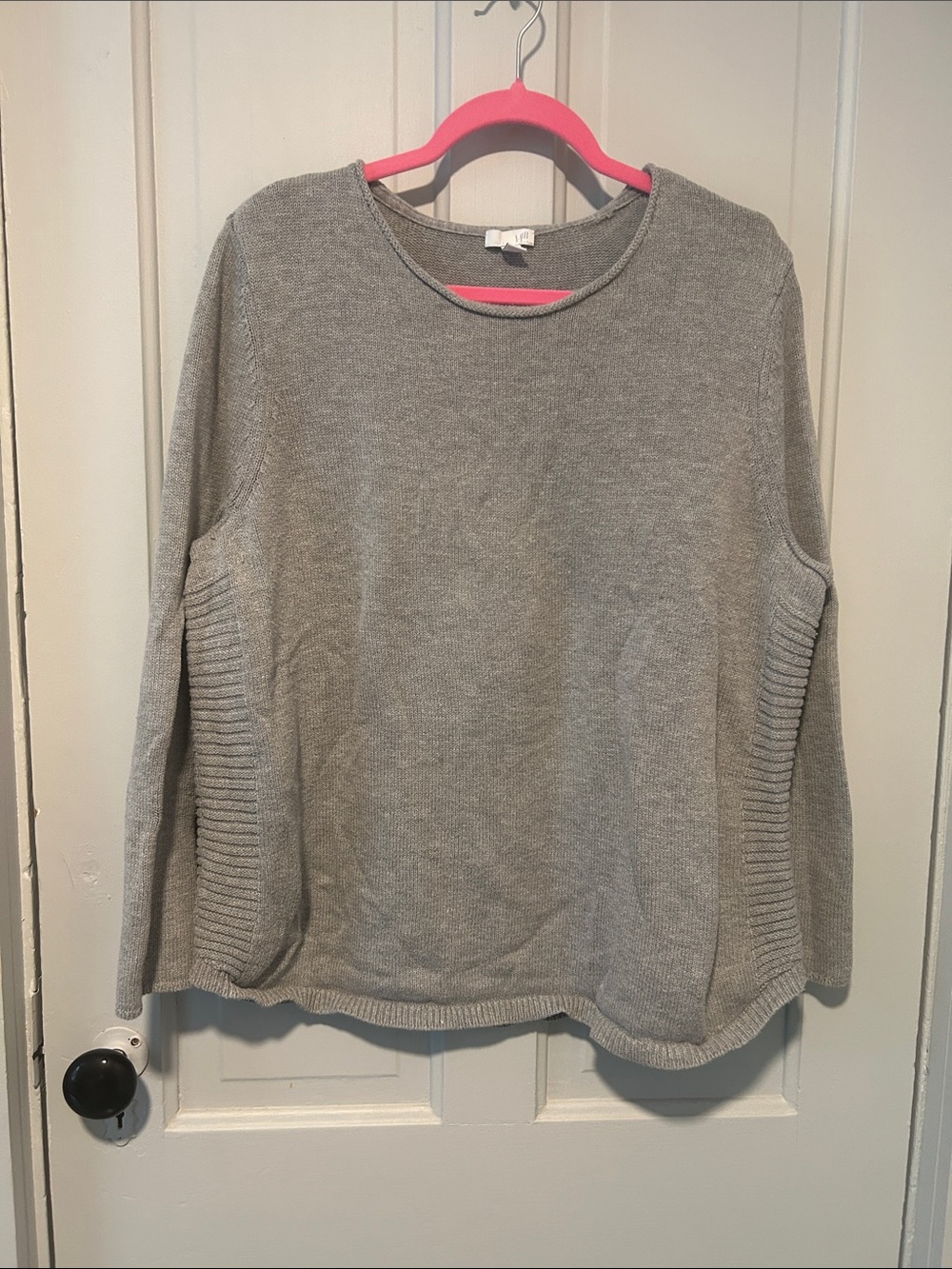 Classic Crewneck Women’s Sweater - Light Gray